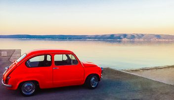 croatia-early-morning-red-vintage-car-car-1433087-pxhere.com